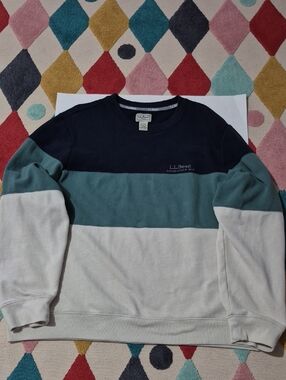 L.L. Bean Men's Colorblock Crewneck Sweatshirt - Navy, Teal & Cream